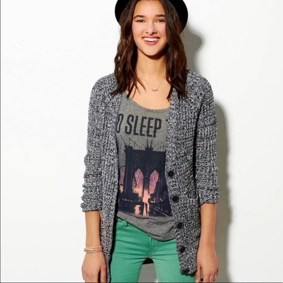 American Eagle Chunky Waffle Knit Cardigan - Picture 9 of 9